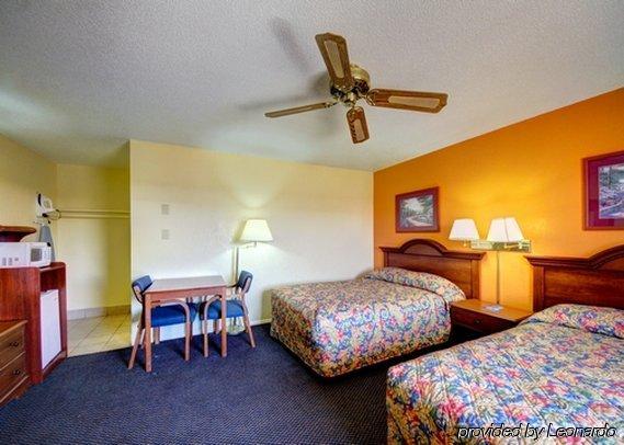 Rodeway Inn Perry 외부 사진