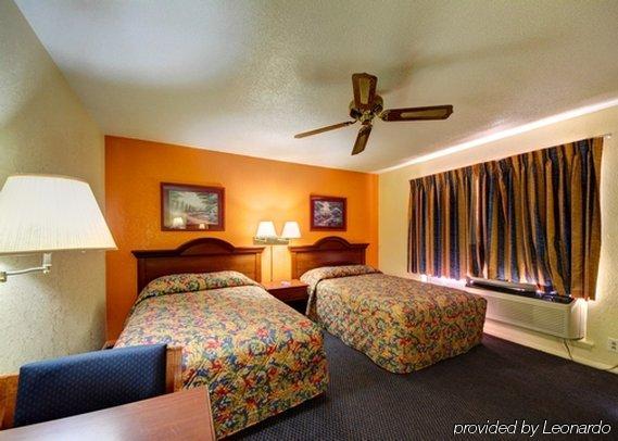 Rodeway Inn Perry 외부 사진