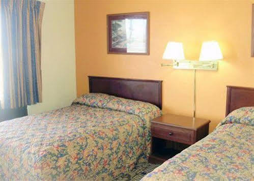 Rodeway Inn Perry 외부 사진